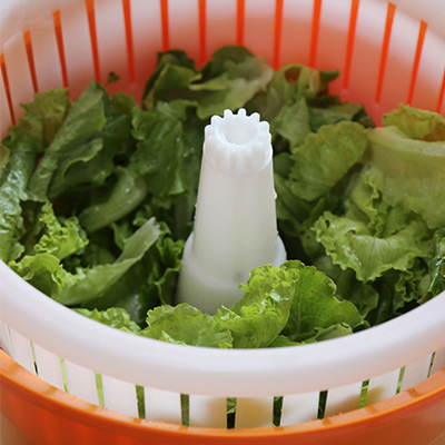 GUIDE TO SALAD SPINNERS: 11 OF THE BEST MODELS
